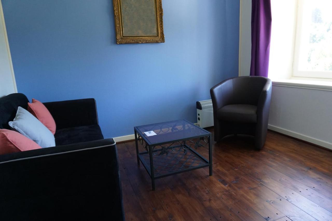 Les Neuf Bouleaux Panzió Job Kültér fotó